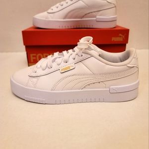 Puma Jada SC Women's Sneakers. Brand new in box. Size 7.5.